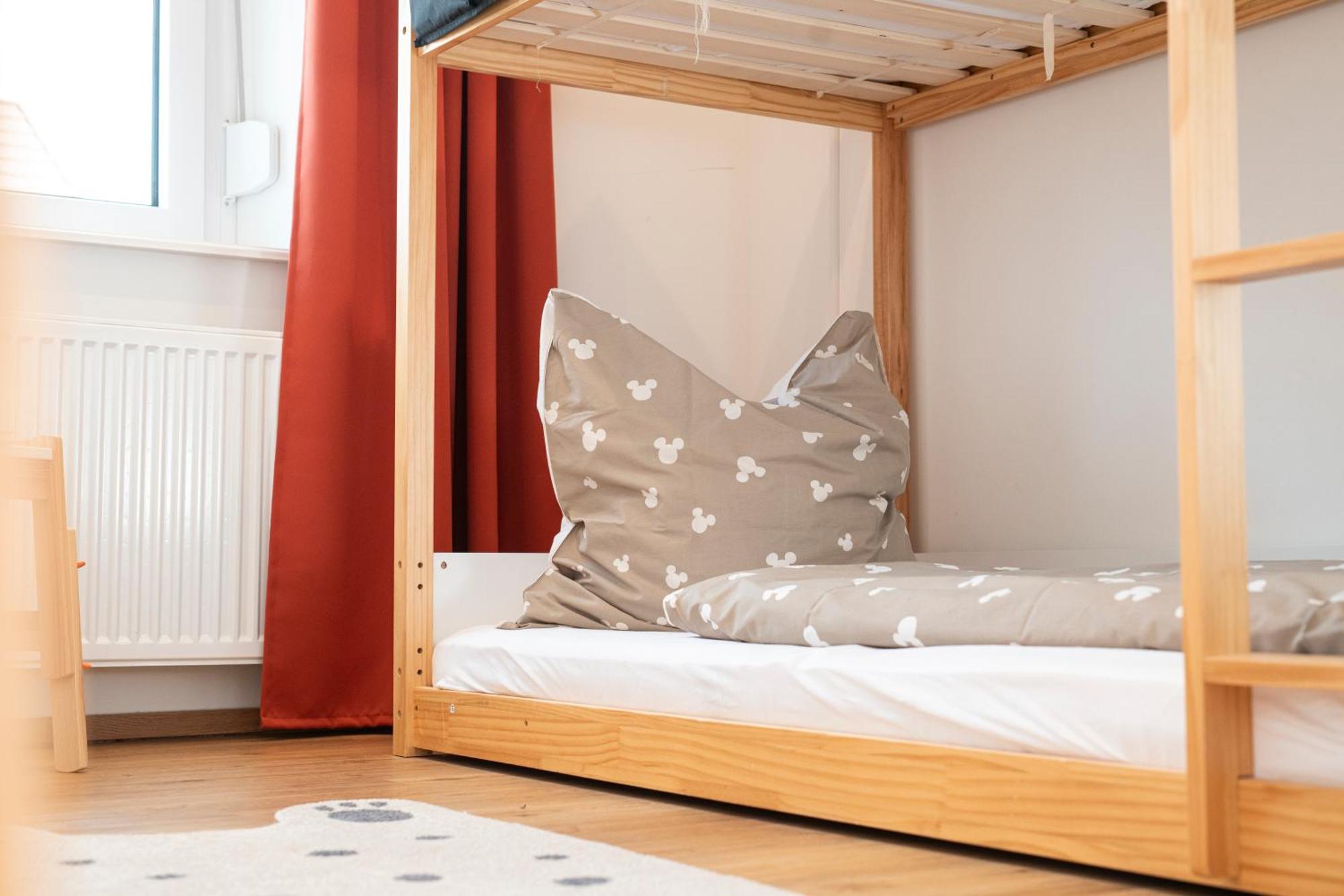 Bunter Hund Apartments - Zentrales Apartment, Parkplatz, Wintergarten, Kinderzimmer Rothenburg ob der Tauber Buitenkant foto